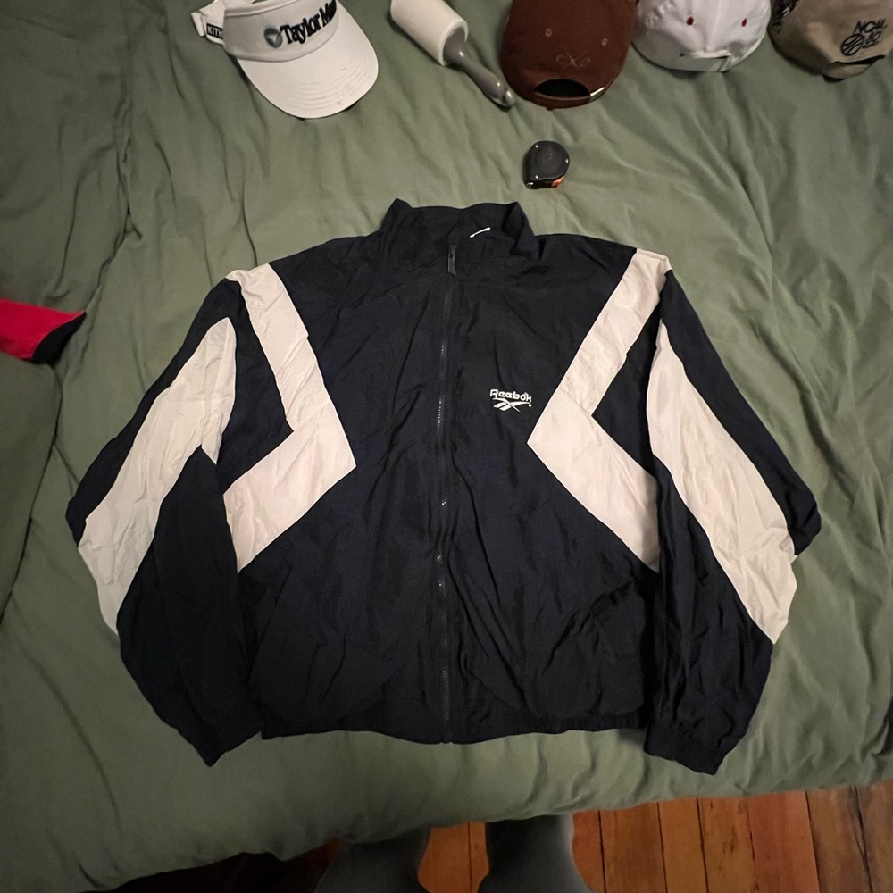 Vintage 90s Reebok Men’s Windbreaker/Track Jacket Full Zip Navy/white US Size XL